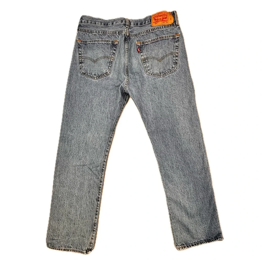 Levis 501 Original Fit Mens Blue Denim Straight Leg Button Fly Jeans W36 L32‎